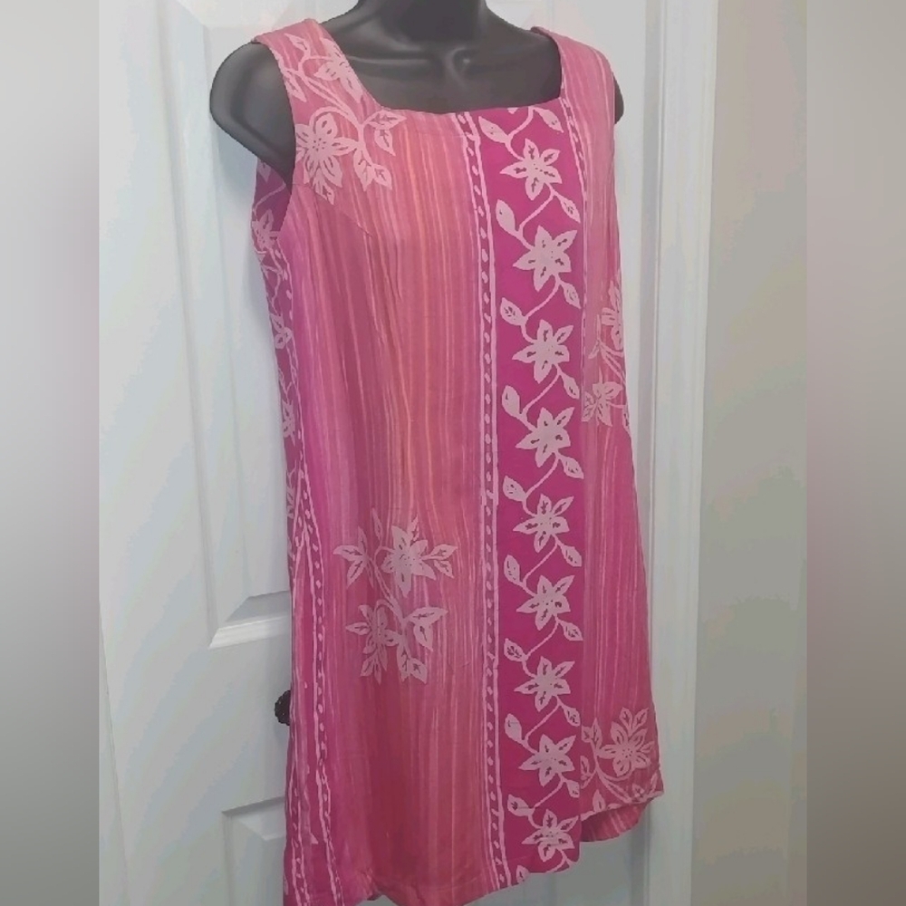 ASIAN Creations Sleeveless Floral Dress.